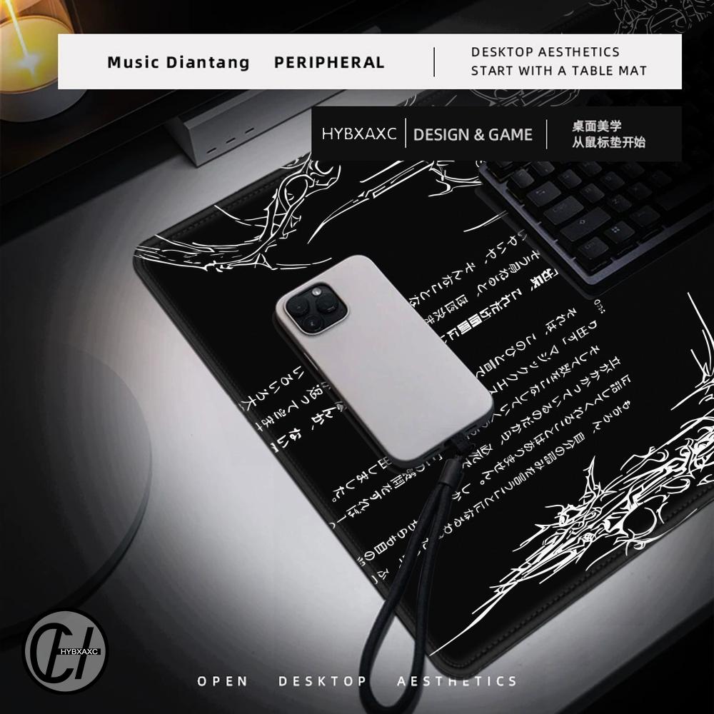 Tapis de bureau noir et blanc  - Gaming Accessories Aesthetic avis et prix
